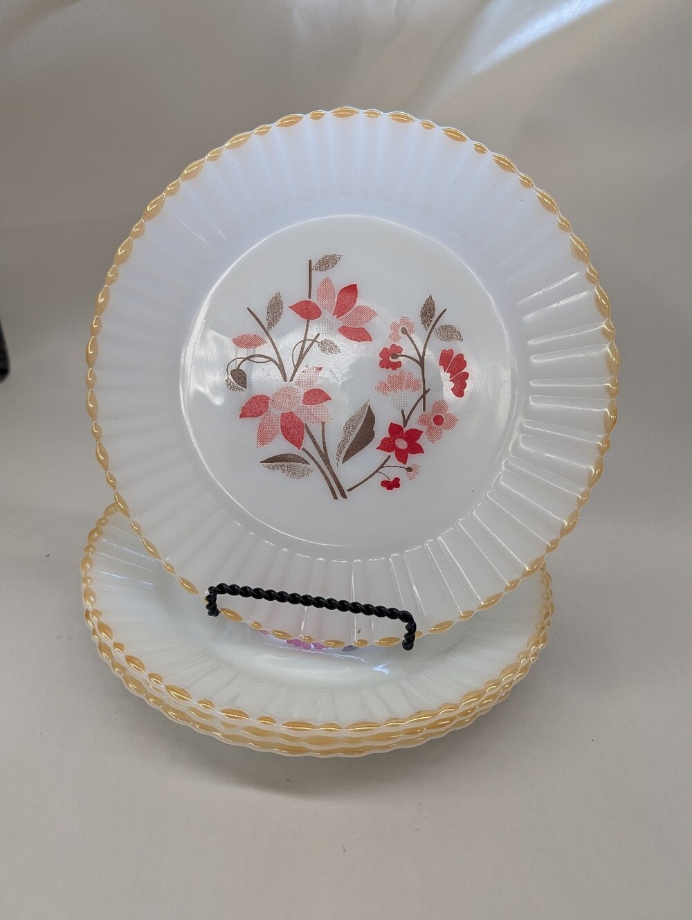 White Floral Gold-Trim Dessert Plates - Set of 4